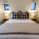 Luxurious 2 Bedroom Retreat